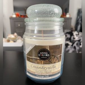 Living Colors 3 Scented Candle
Countryside  
Vanilla Sea salt, Spiced Mahogany